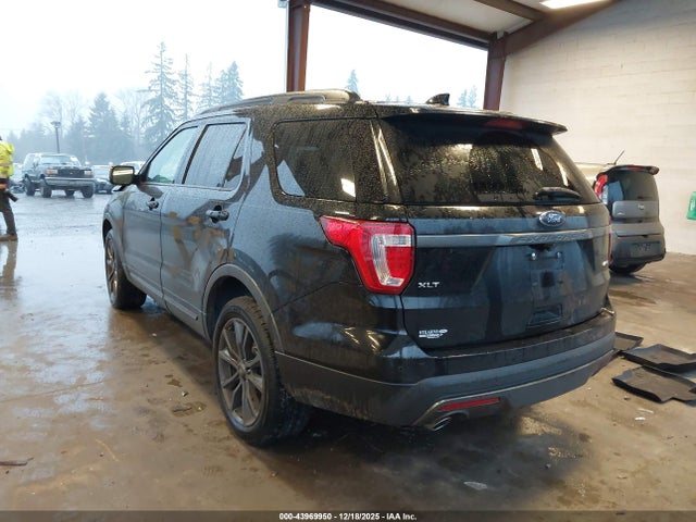 Ford EXPLORER XLT 2017 1FM5K8D87HGD16069 Image 3