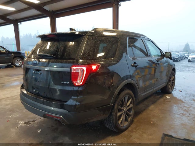 Ford EXPLORER XLT 2017 1FM5K8D87HGD16069 Image 4