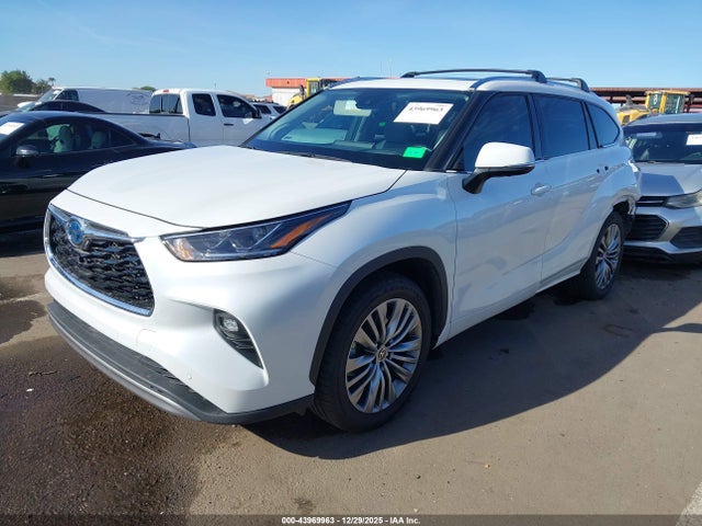 5TDFARAH9NS012863 Toyota Highlander Hybrid Platinum