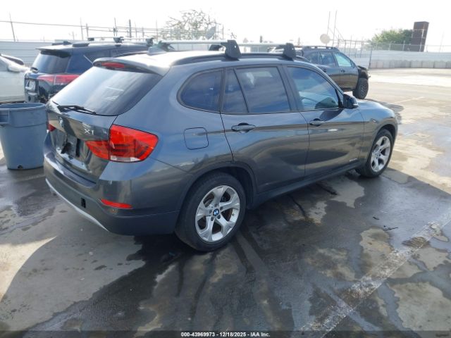 2014 BMW X1 WBAVM1C53EVW48088 Photo 3