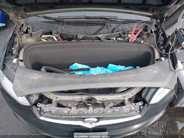 2018 TESLA MODEL X 5YJXCDE25JF142550 Photo 9