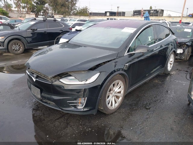 2018 TESLA MODEL X 5YJXCDE25JF142550 Photo 1
