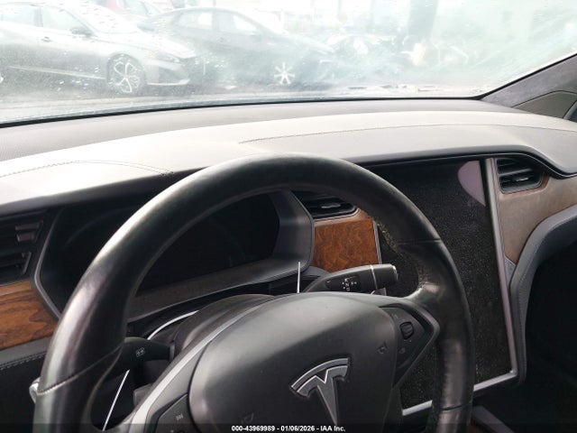 2018 TESLA MODEL X 5YJXCDE25JF142550 Photo 6