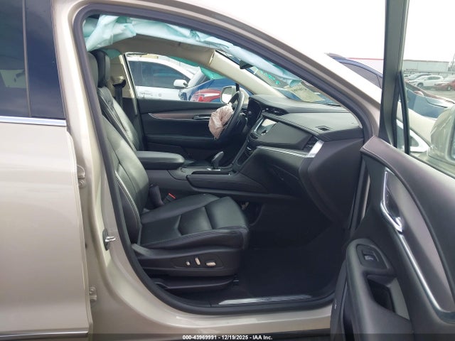 Продажа на аукционе авто 2017 Cadillac Xt5 Luxury, vin: 1GYKNBRS1HZ101575, номер лота: 43969991