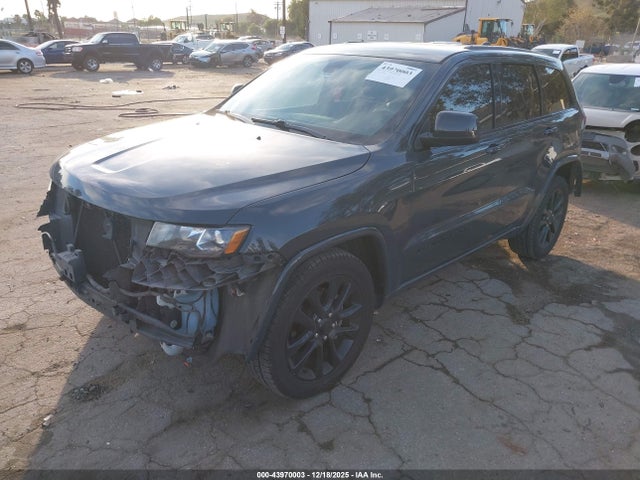 1C4RJEAG6JC304429 Jeep Grand Cherokee Altitude 4x2