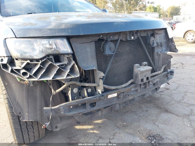 1C4RJEAG6JC304429 Jeep Grand Cherokee Altitude 4x2