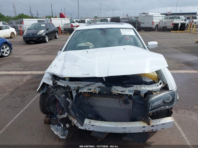 2022 Chrysler 300 S მანქანა იყიდება აუქციონზე, vin: 2C3CCABGXNH170698, აუქციონის ნომერი: 43970043