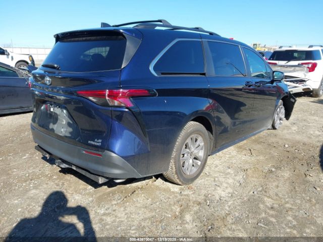 2022 TOYOTA SIENNA 5TDKRKEC8NS077376 Photo 3