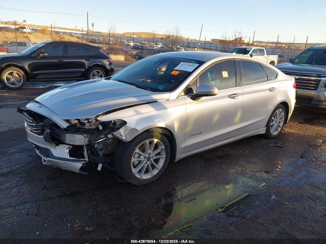 Aukcja sprzedaży 2019 Ford Fusion Hybrid Se, vin: 3FA6P0LUXKR242081, numer aukcji: 43970054