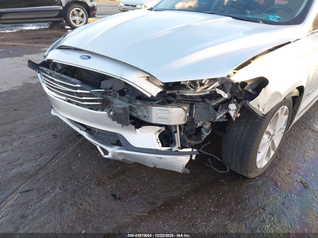 Aukcja sprzedaży 2019 Ford Fusion Hybrid Se, vin: 3FA6P0LUXKR242081, numer aukcji: 43970054
