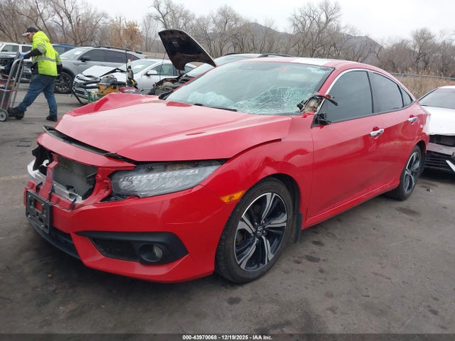 Honda Civic Touring 2017 2HGFC1F95HH652859 Image 2