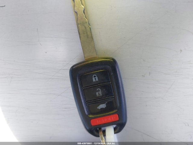 3CZRM3H30GG705988 Honda CR-V LX