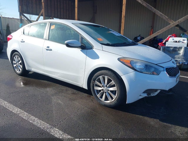 KIA FORTE LX 2016 KNAFX4A64G5508482 main image