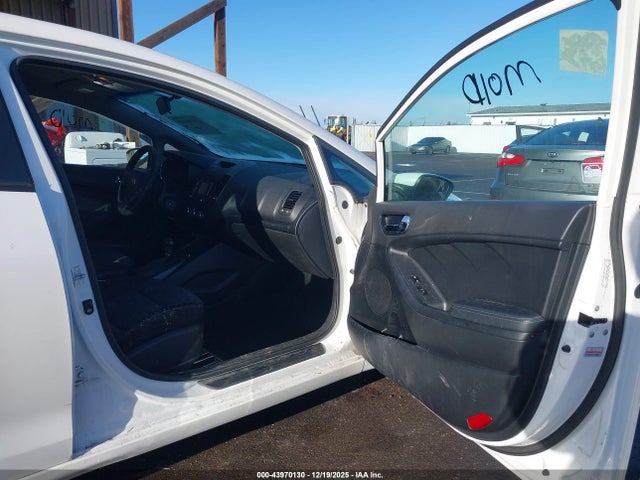 KIA FORTE LX 2016 KNAFX4A64G5508482 Image 5