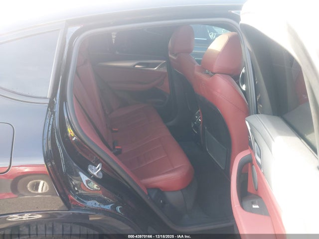 5UX2V1C04M9E74368 BMW X4 Xdrive30i