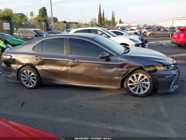4T1C11AK5RU873969 Toyota CAMRY LE