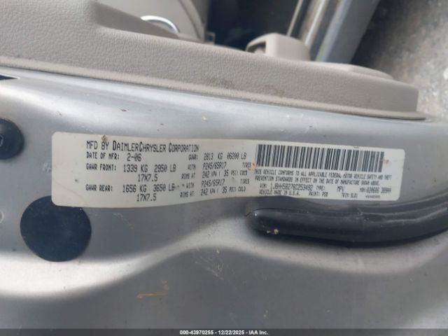 2006 JEEP COMMANDER 1J8HH58276C253492 Photo 8