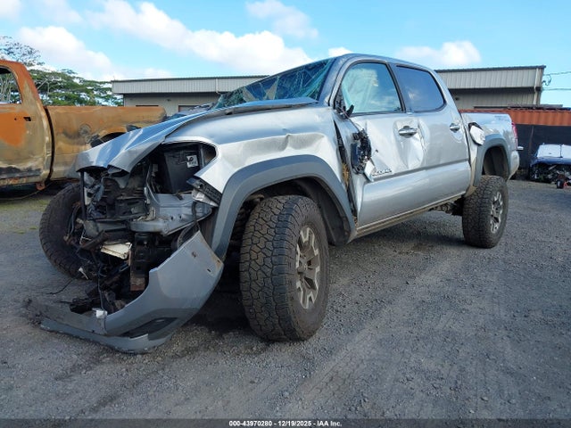 Toyota Tacoma Sr5 V6 2017 3TMAZ5CN7HM034010 Image 2