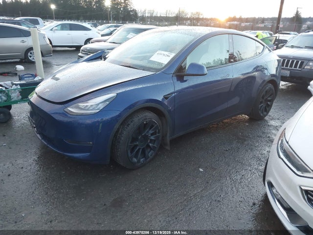 2021 TESLA MODEL Y 5YJYGDEEXMF224605 Photo 1