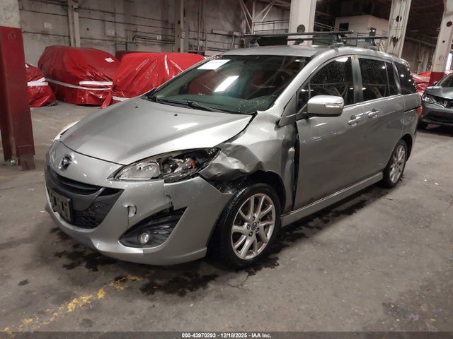 Mazda Mazda5 Touring 2014 JM1CW2CL5E0177440 Image 2
