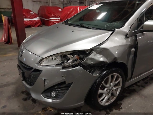 Mazda Mazda5 Touring 2014 JM1CW2CL5E0177440 Image 6