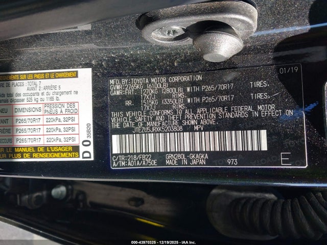 2019 TOYOTA 4RUNNER JTEZU5JRXK5203808 Photo 8
