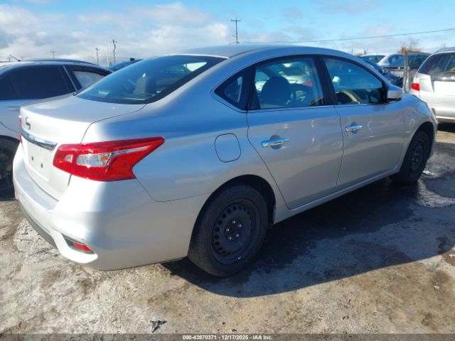2018 NISSAN SENTRA 3N1AB7AP5JY286294 Photo 3