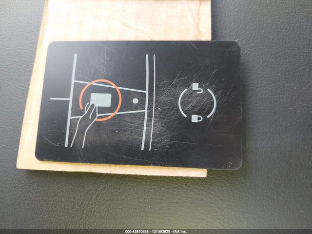 Tesla Model S Rear-wheel Drive 2025 5YJSA1E58SF549000 Image 11