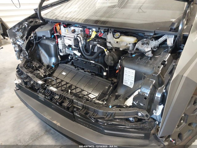 2025 TESLA CYBERTRUCK 7G2CEHEE1SA060806 Photo 9