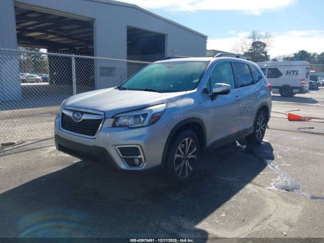 2020 SUBARU FORESTER JF2SKAUC0LH555924 Photo 1