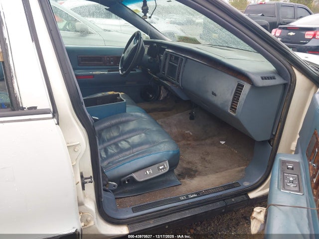 1996 CADILLAC FLEETWOOD 1G6DW52P5TR710005 Photo 4