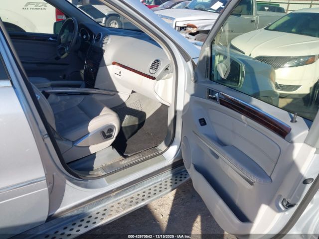 2011 MERCEDES-BENZ GL 550 4JGBF8GE5BA656520 Photo 4