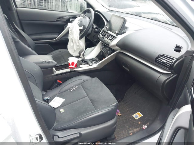 2025 MITSUBISHI ECLIPSE CROSS JA4ATWAA0SZ011126 Photo 4