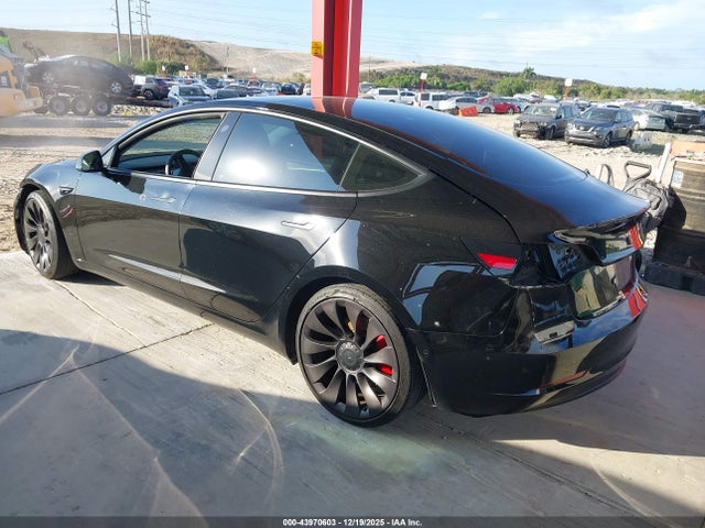 2021 TESLA MODEL 3 5YJ3E1EC1MF981101 Photo 2