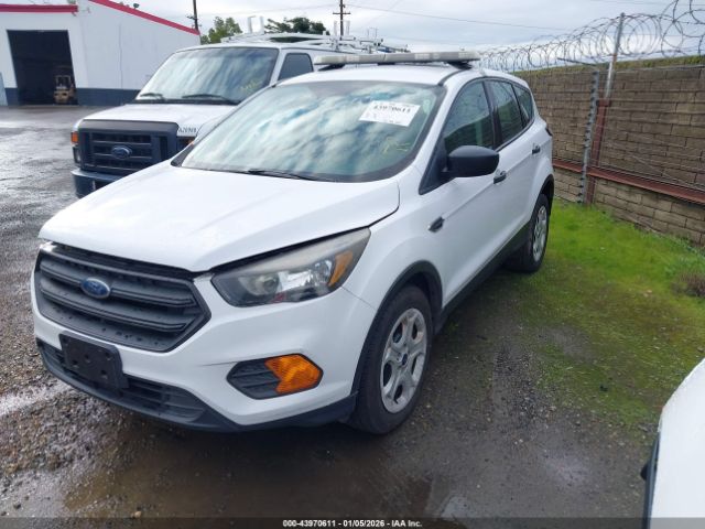 2018 FORD ESCAPE 1FMCU0F76JUB44700 Photo 1