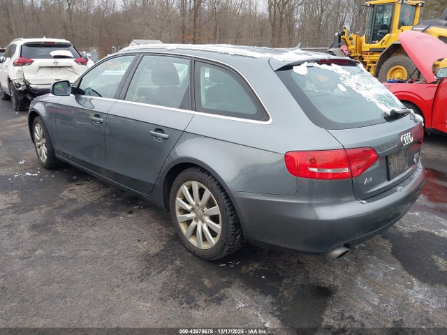 2012 AUDI A4 WAUSFAFL4CA020553 Photo 2