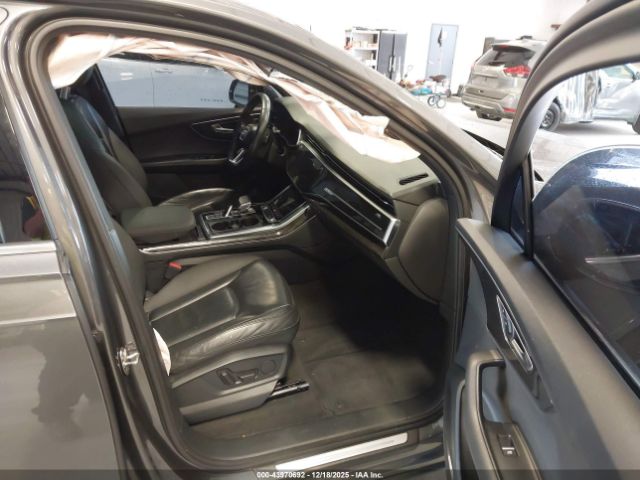 2021 AUDI Q7 WA1LJAF72MD029691 Photo 4