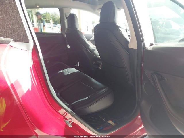 2022 TESLA MODEL Y 7SAYGDEE9NF439686 Photo 7