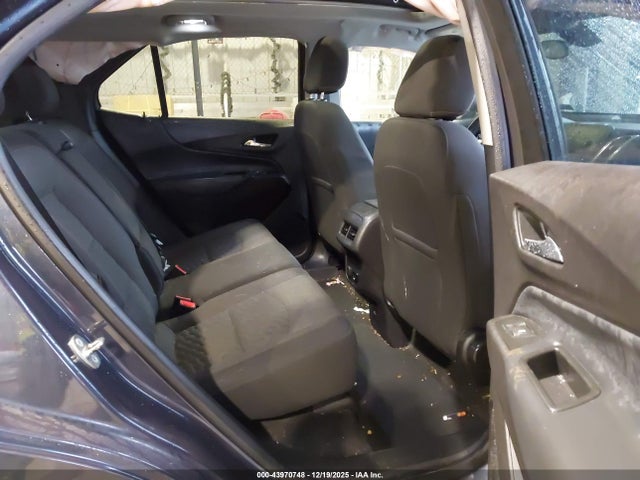 3GNAXSEV9JL126451 Chevrolet EQUINOX LT