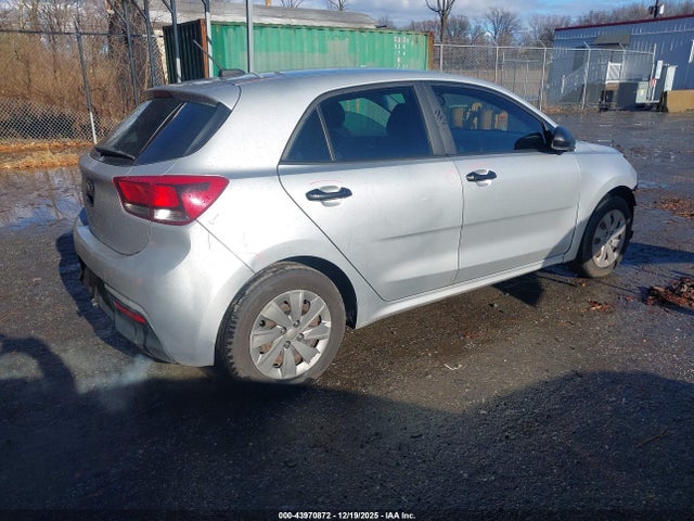 2018 KIA RIO 3KPA25AB3JE066725 Photo 3