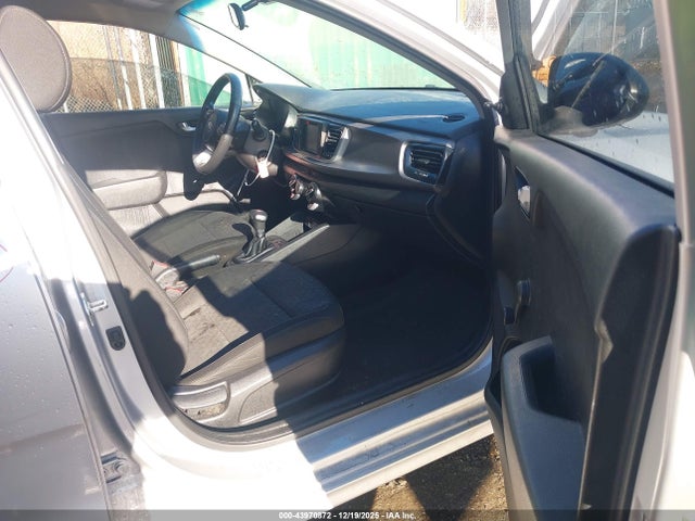 2018 KIA RIO 3KPA25AB3JE066725 Photo 4