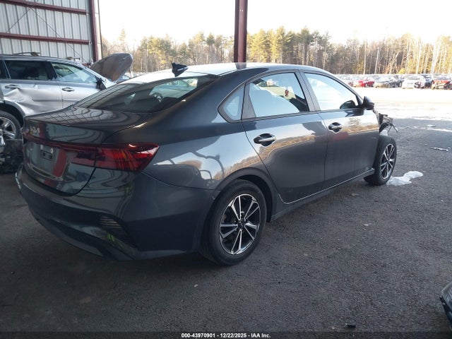 2023 KIA FORTE 3KPF24AD7PE618463 Photo 3