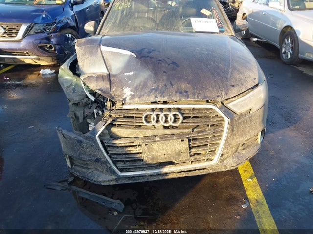 2017 AUDI A3 WAUB8GFF5H1049039 Photo 5
