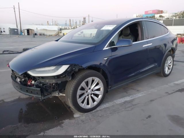 2018 TESLA MODEL X 5YJXCDE22JF120263 Photo 1