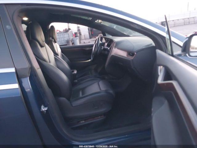 2018 TESLA MODEL X 5YJXCDE22JF120263 Photo 4