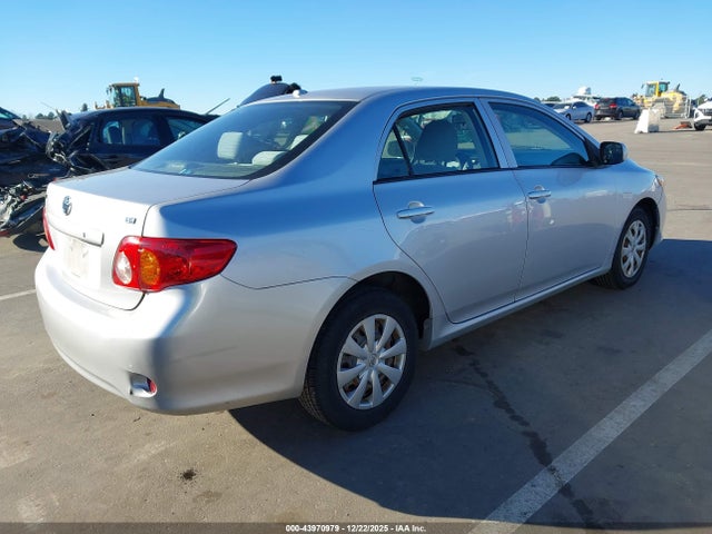 43970979 :رقم المزاد ، 2T1BU4EE9AC281375 vin ، 2010 Toyota Corolla Le مزاد بيع