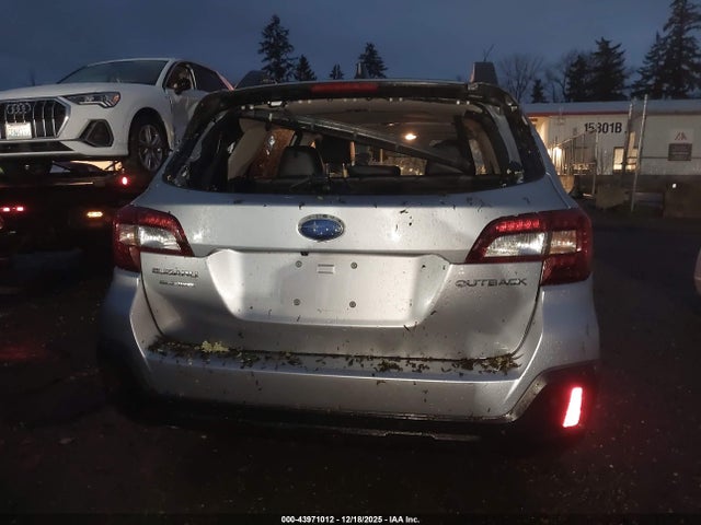 Subaru Outback 2.5i Limited 2018 4S4BSANC2J3223034 Image 16