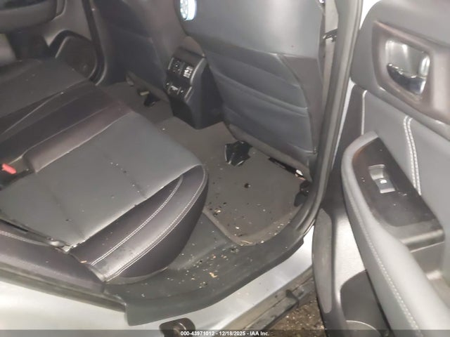 Subaru Outback 2.5i Limited 2018 4S4BSANC2J3223034 Image 8