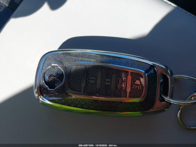 2025 MITSUBISHI OUTLANDER JA4J3VA87SZ051582 Photo 10