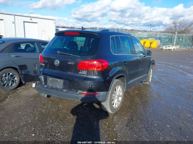 2017 VOLKSWAGEN TIGUAN WVGSV7AX8HK014240 Photo 3